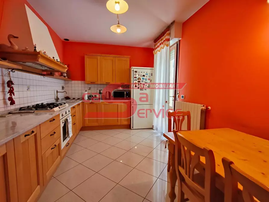 Immagine 10 di Mansarda in vendita  a Montecatini Terme