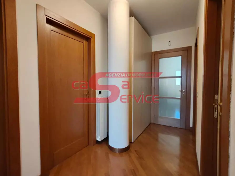 Immagine 12 di Mansarda in vendita  a Montecatini Terme