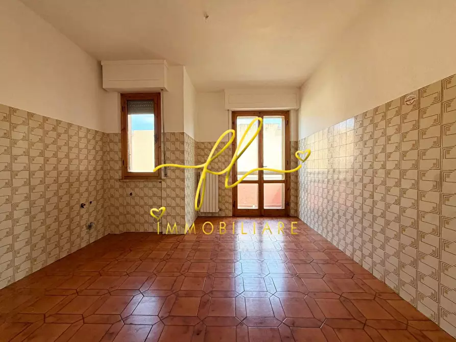 Immagine 10 di Appartamento in vendita  a Cecina