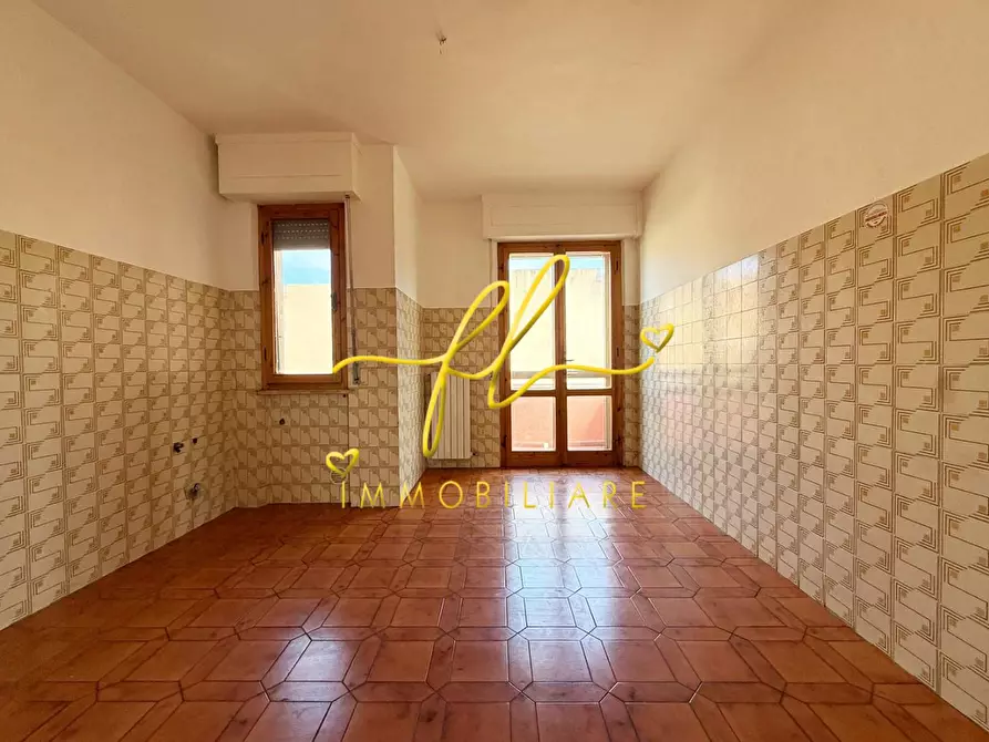 Immagine 12 di Appartamento in vendita  a Cecina