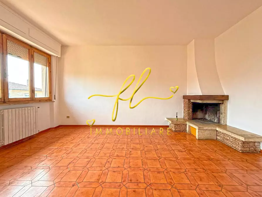 Immagine 5 di Appartamento in vendita  a Cecina