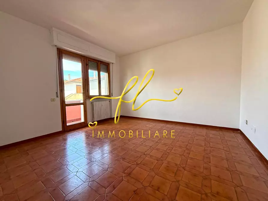 Immagine 17 di Appartamento in vendita  a Cecina