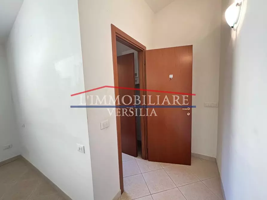 Immagine 19 di Appartamento in vendita  a Massa