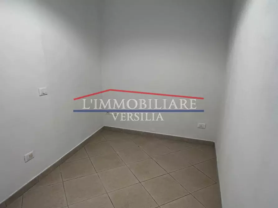 Immagine 10 di Appartamento in vendita  a Massa