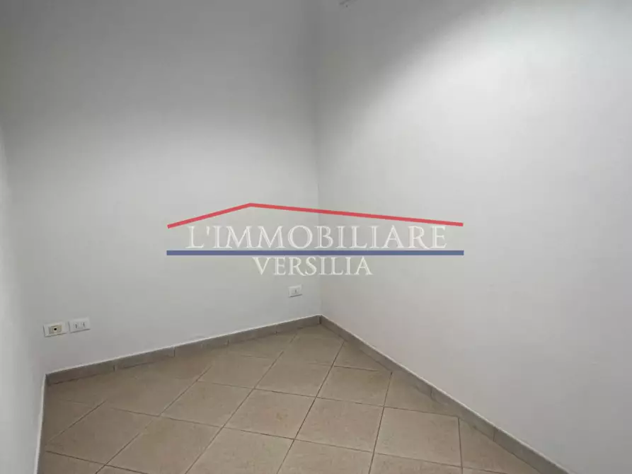 Immagine 9 di Appartamento in vendita  a Massa