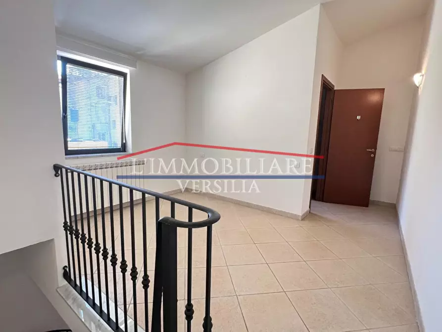 Immagine 16 di Appartamento in vendita  a Massa