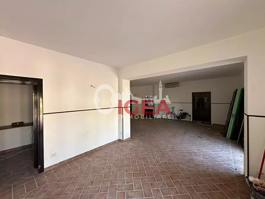 Immagine 31 di Albergo/B&B/Residence in vendita  a Montalcino