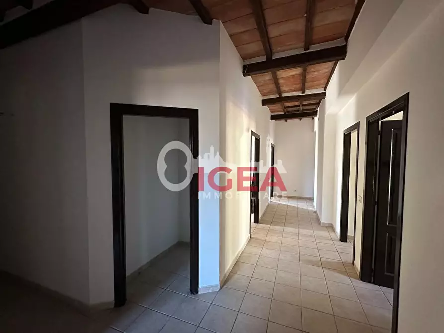 Immagine 57 di Albergo/B&B/Residence in vendita  a Montalcino