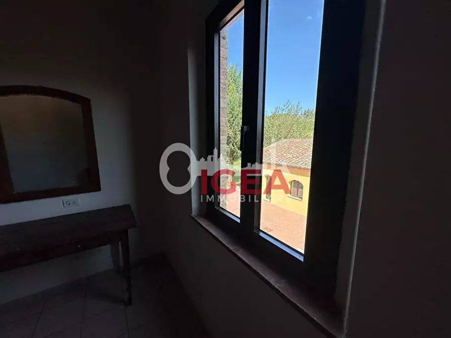 Immagine 49 di Albergo/B&B/Residence in vendita  a Montalcino