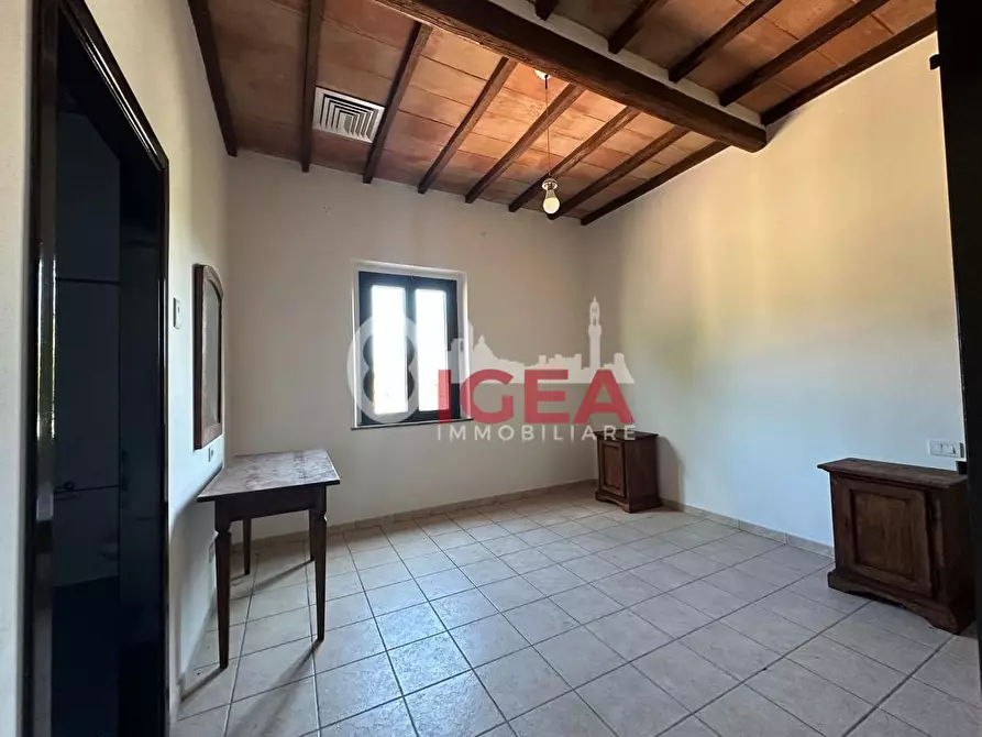 Immagine 47 di Albergo/B&B/Residence in vendita  a Montalcino