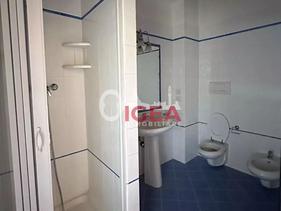 Immagine 50 di Albergo/B&B/Residence in vendita  a Montalcino