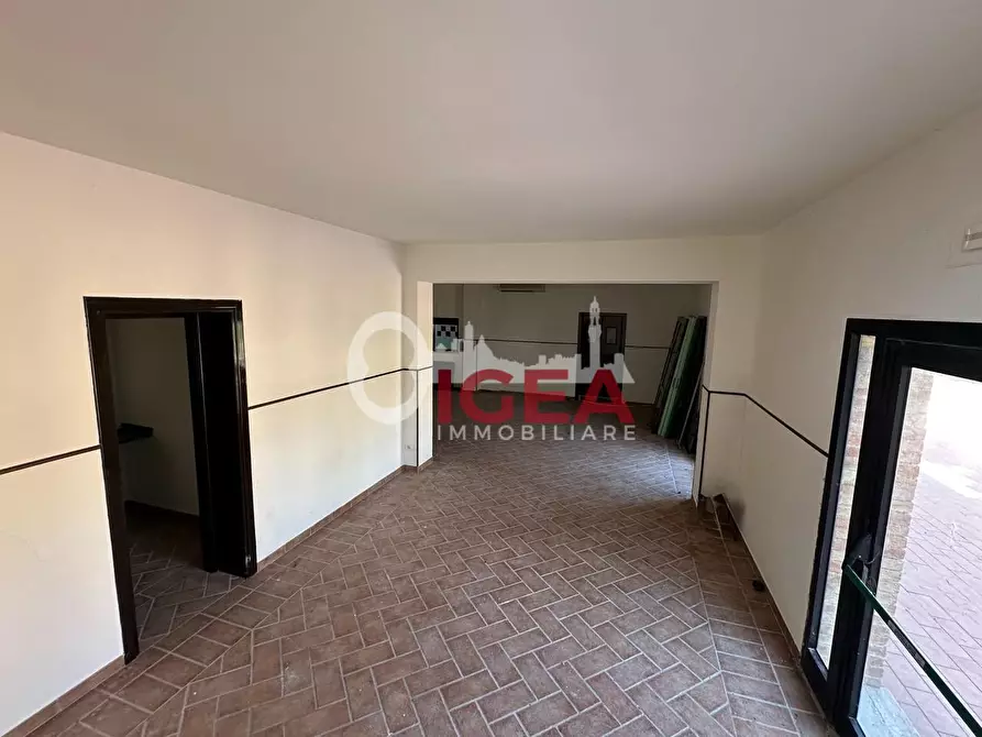 Immagine 46 di Albergo/B&B/Residence in vendita  a Montalcino