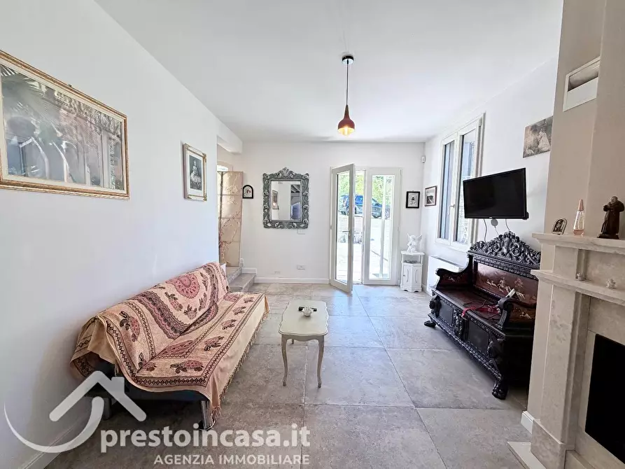 Immagine 17 di Villa in vendita  a Montecarlo