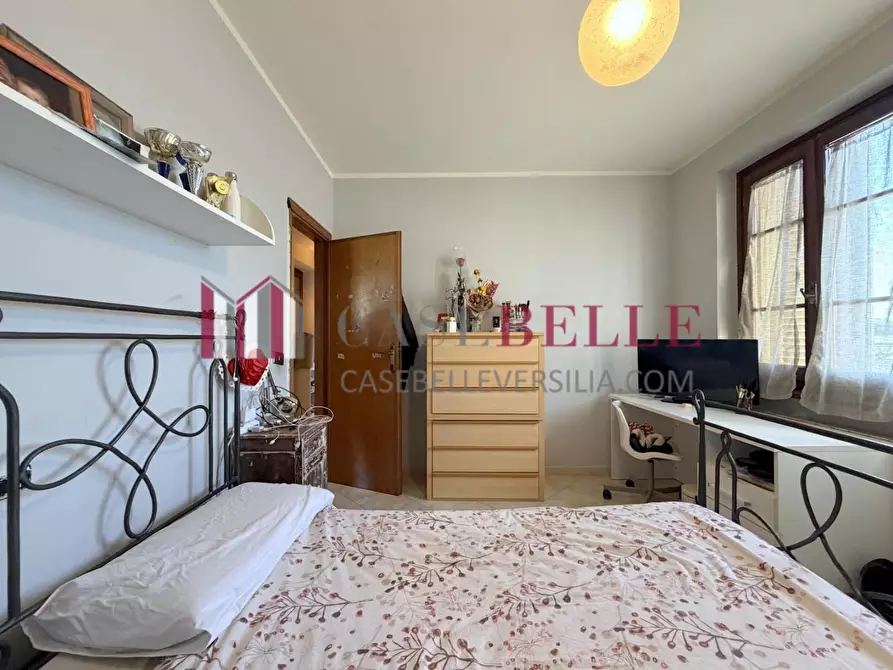 Immagine 46 di Casa bifamiliare in vendita  a Camaiore