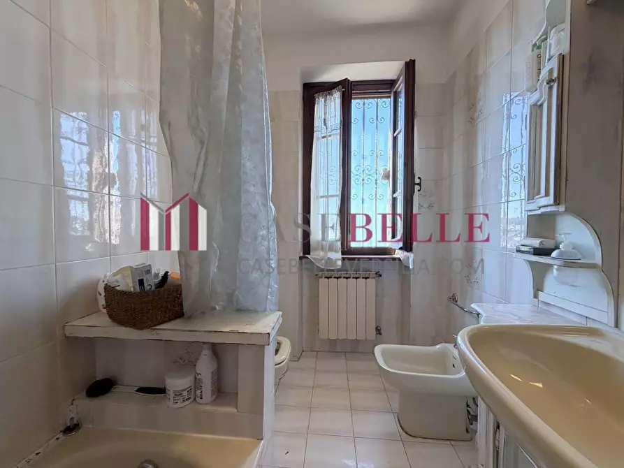 Immagine 49 di Casa bifamiliare in vendita  a Camaiore