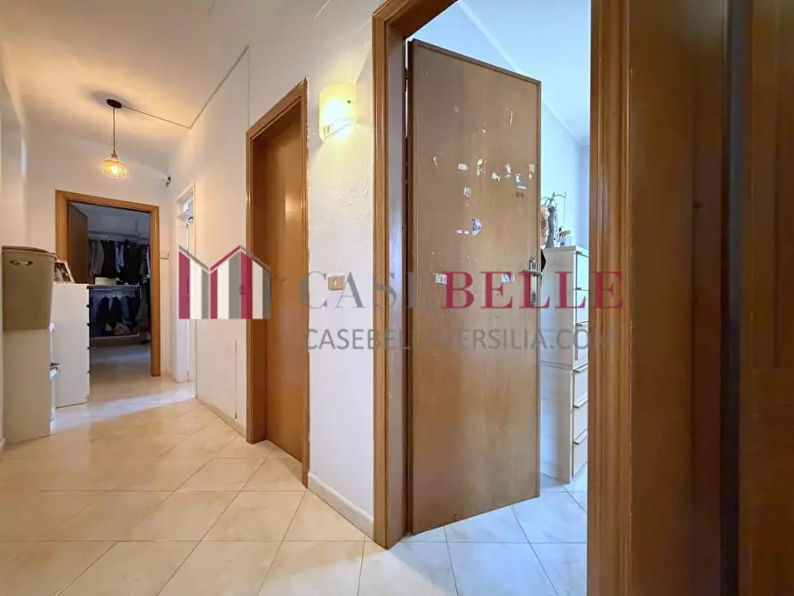 Immagine 43 di Casa bifamiliare in vendita  a Camaiore