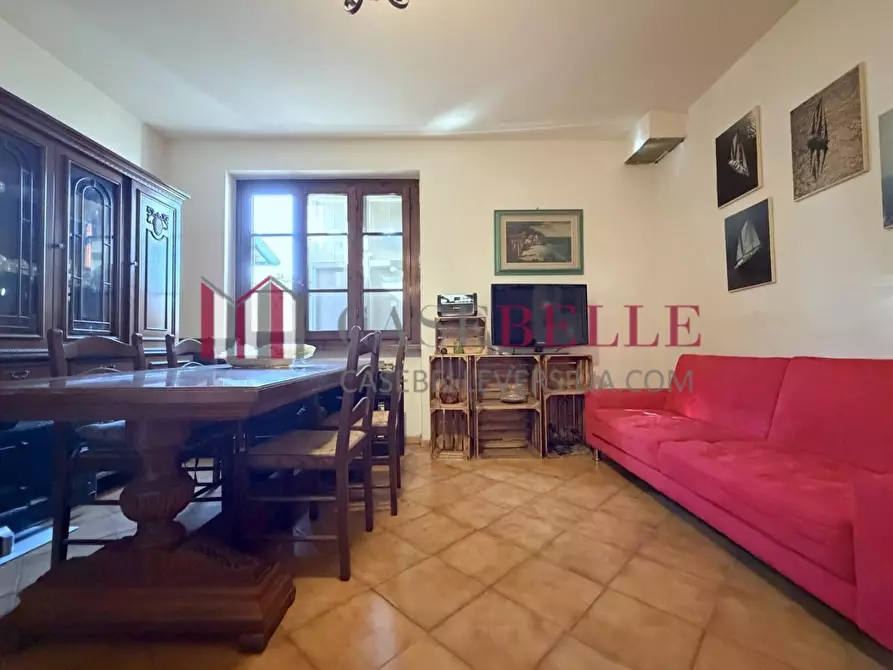Immagine 18 di Casa bifamiliare in vendita  a Camaiore