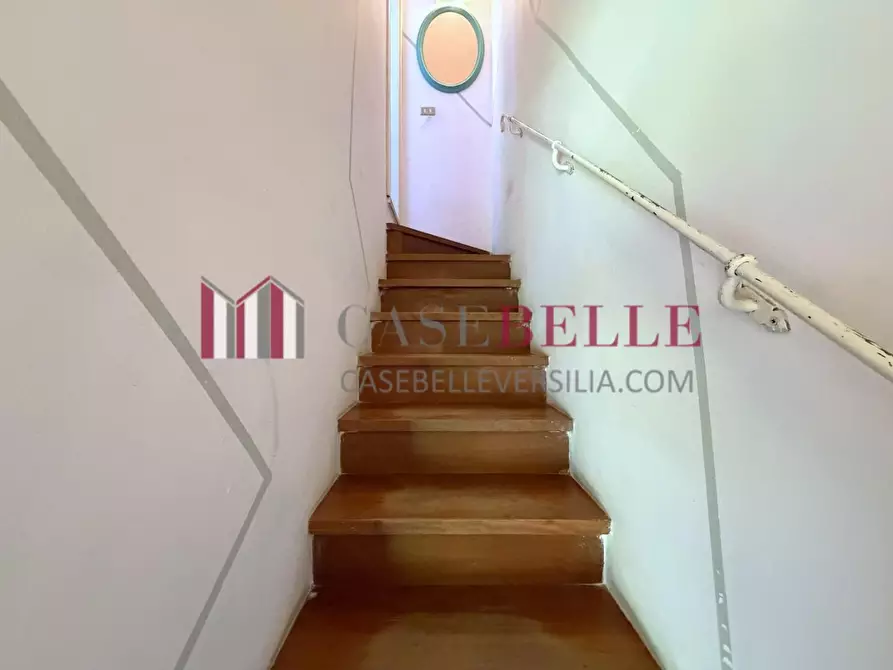 Immagine 31 di Casa bifamiliare in vendita  a Camaiore
