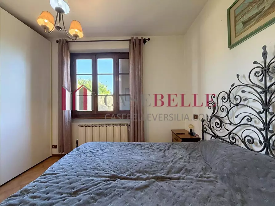 Immagine 23 di Casa bifamiliare in vendita  a Camaiore