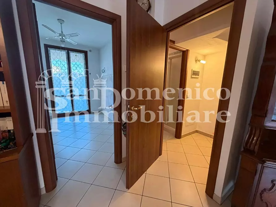 Immagine 13 di Villetta a schiera in vendita  a Cascina