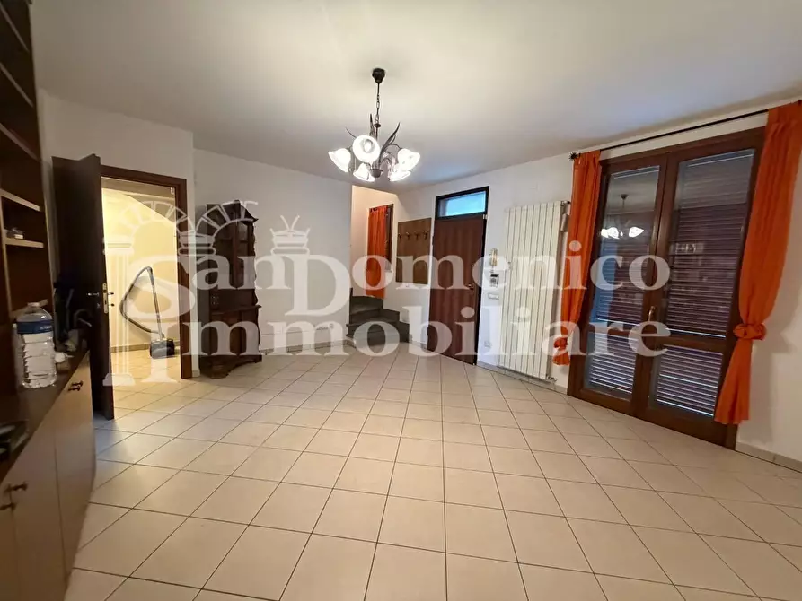 Immagine 8 di Villetta a schiera in vendita  a Cascina