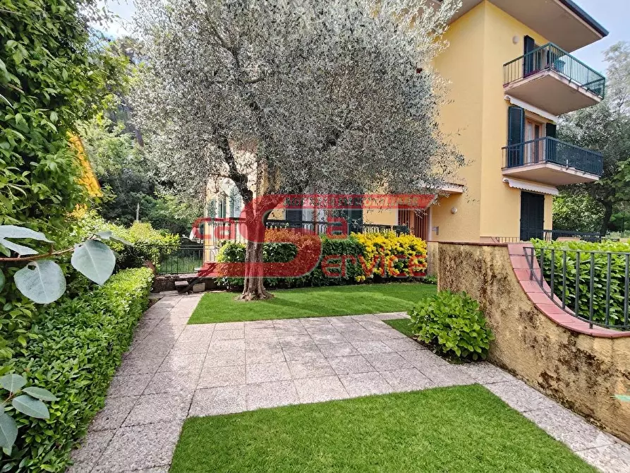 Immagine 2 di Appartamento in vendita  a Montecatini Terme