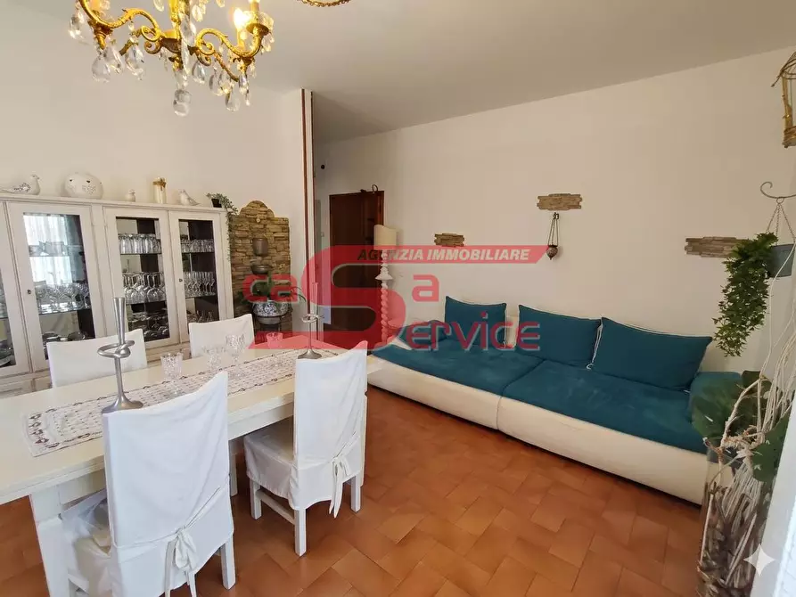 Immagine 5 di Appartamento in vendita  a Montecatini Terme