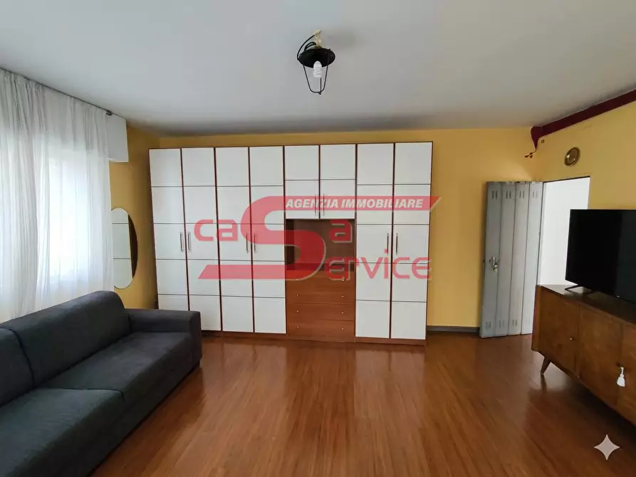 Immagine 14 di Appartamento in vendita  a Montecatini Terme