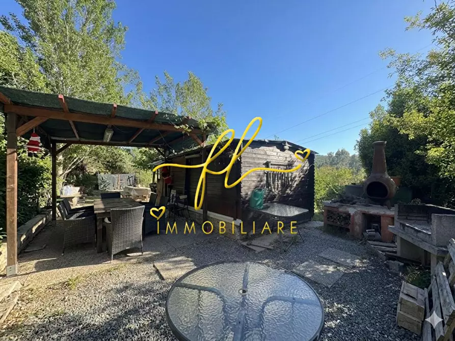 Immagine 17 di Terreno agricolo in vendita  a Livorno