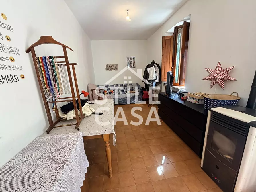 Immagine 6 di Appartamento in vendita  a Chiesina Uzzanese