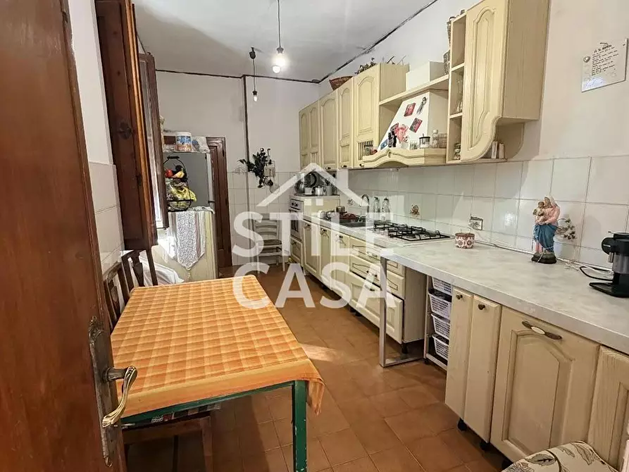 Immagine 7 di Appartamento in vendita  a Chiesina Uzzanese