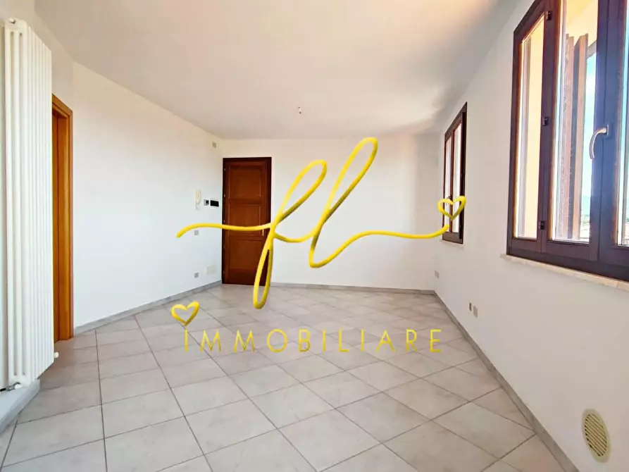 Immagine 7 di Appartamento in vendita  a Castagneto Carducci
