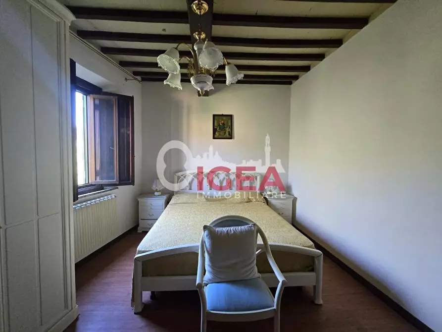 Immagine 19 di Appartamento in vendita  a Sovicille