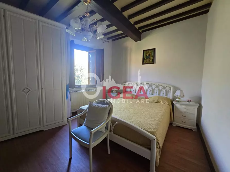 Immagine 18 di Appartamento in vendita  a Sovicille
