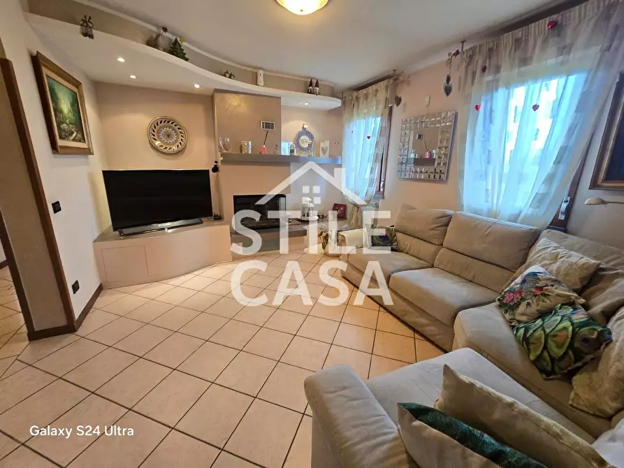 Immagine 11 di Mansarda in vendita  a Altopascio