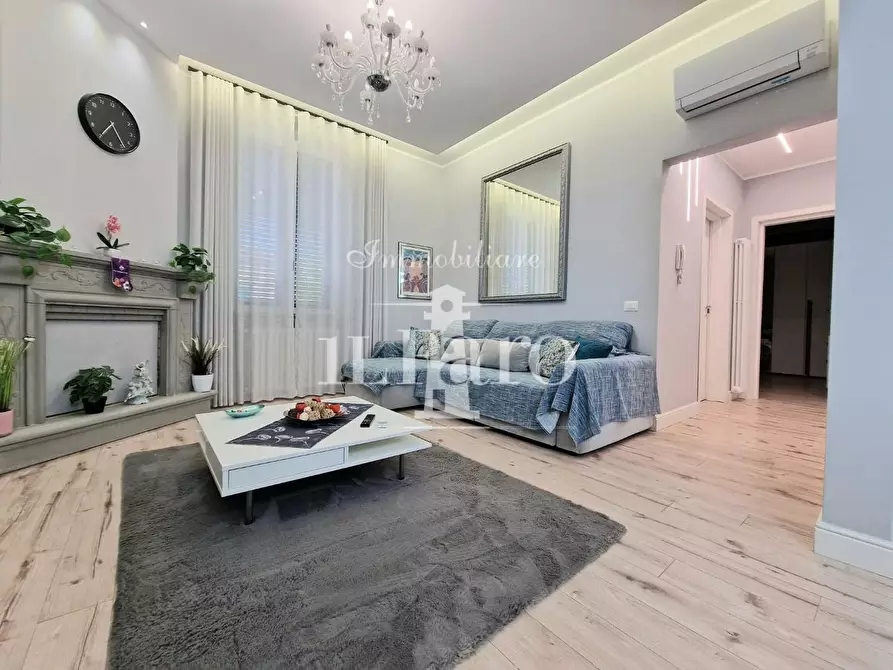 Immagine 2 di Appartamento in vendita  a Signa