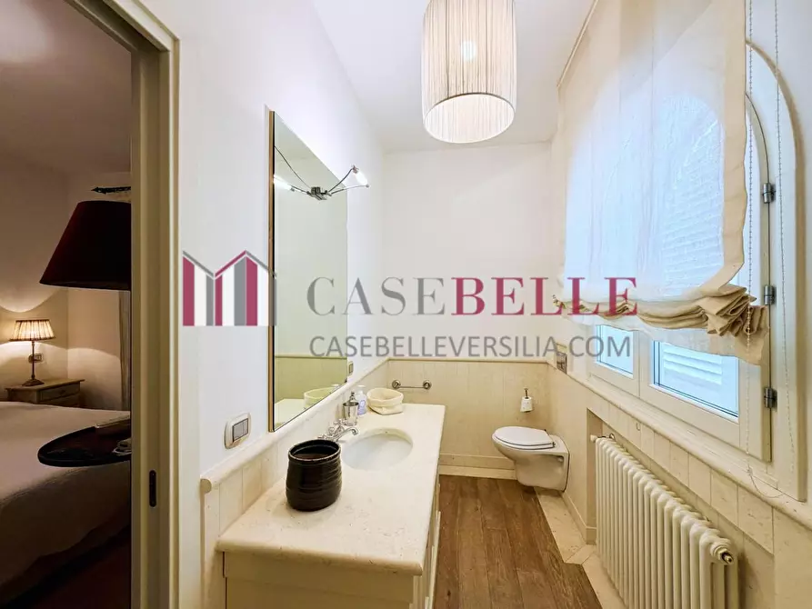 Immagine 25 di Villa in affitto  a Forte Dei Marmi