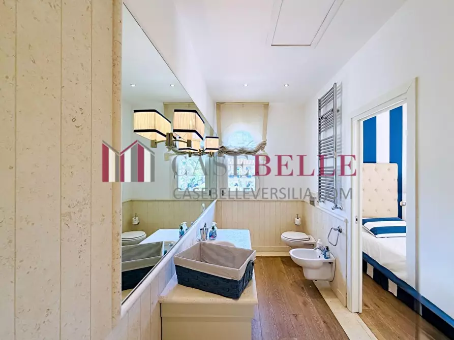 Immagine 59 di Villa in affitto  a Forte Dei Marmi