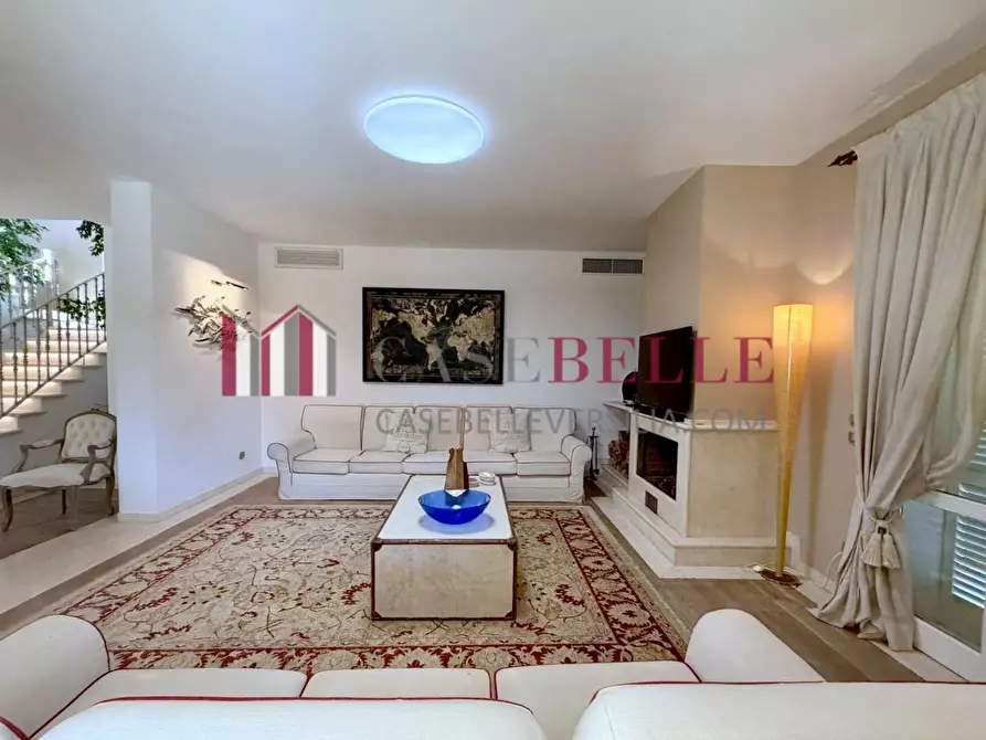Immagine 8 di Villa in affitto  a Forte Dei Marmi