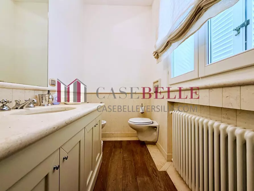 Immagine 26 di Villa in affitto  a Forte Dei Marmi