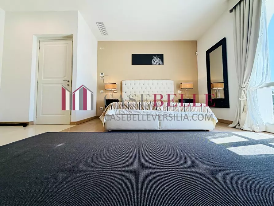Immagine 46 di Villa in affitto  a Forte Dei Marmi