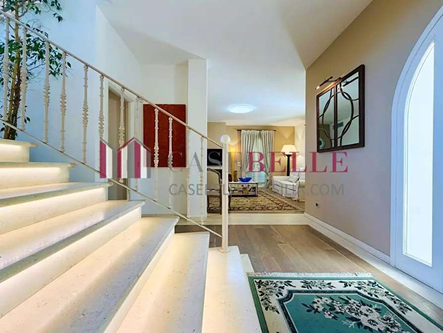 Immagine 4 di Villa in affitto  a Forte Dei Marmi