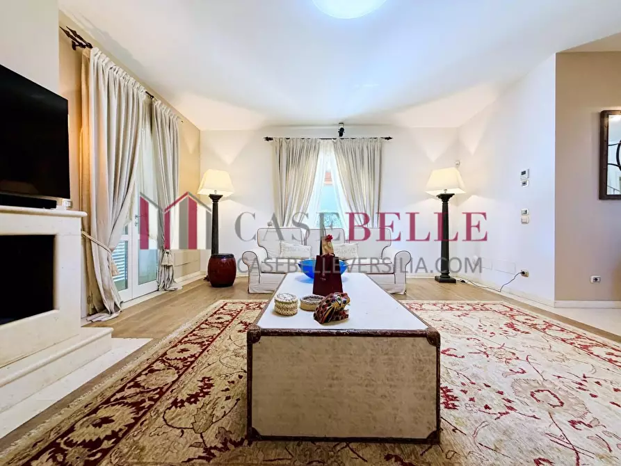 Immagine 6 di Villa in affitto  a Forte Dei Marmi