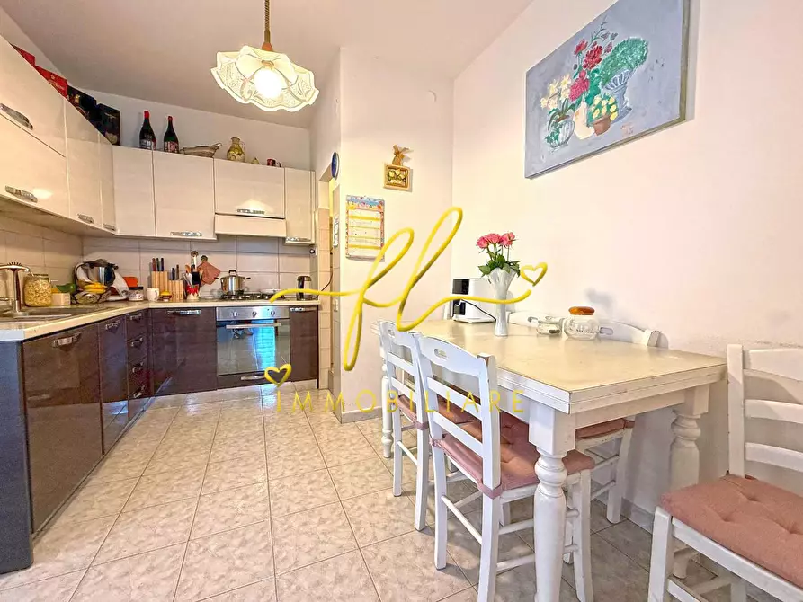 Immagine 29 di Appartamento in vendita  a Cecina