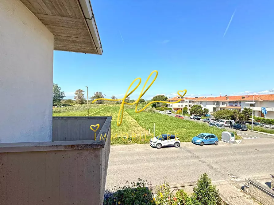 Immagine 15 di Appartamento in vendita  a Cecina