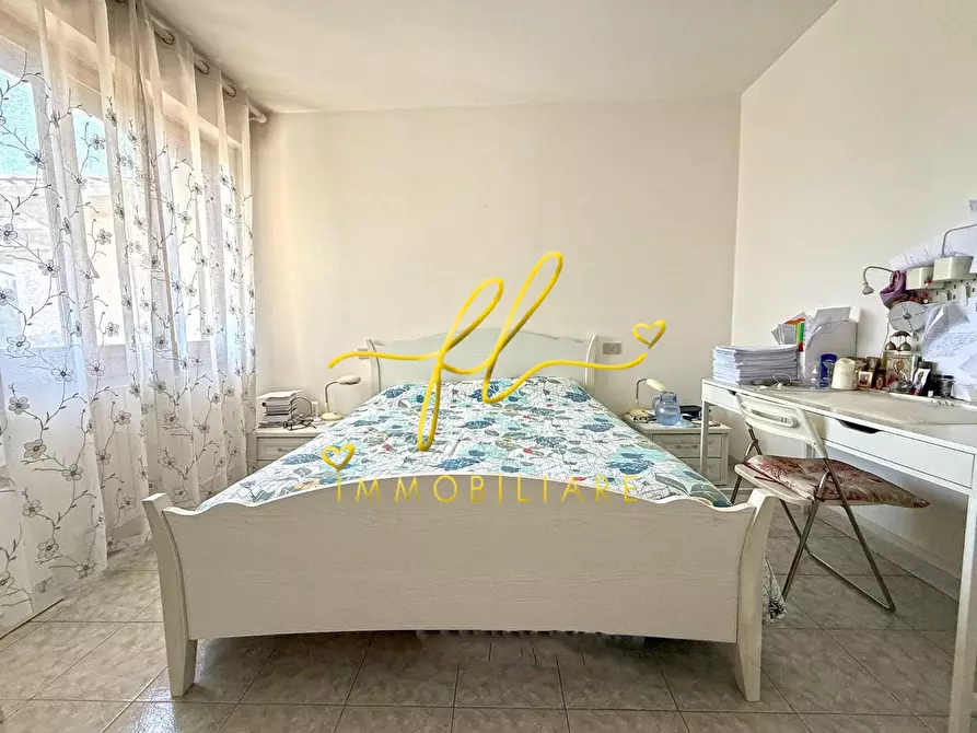 Immagine 42 di Appartamento in vendita  a Cecina