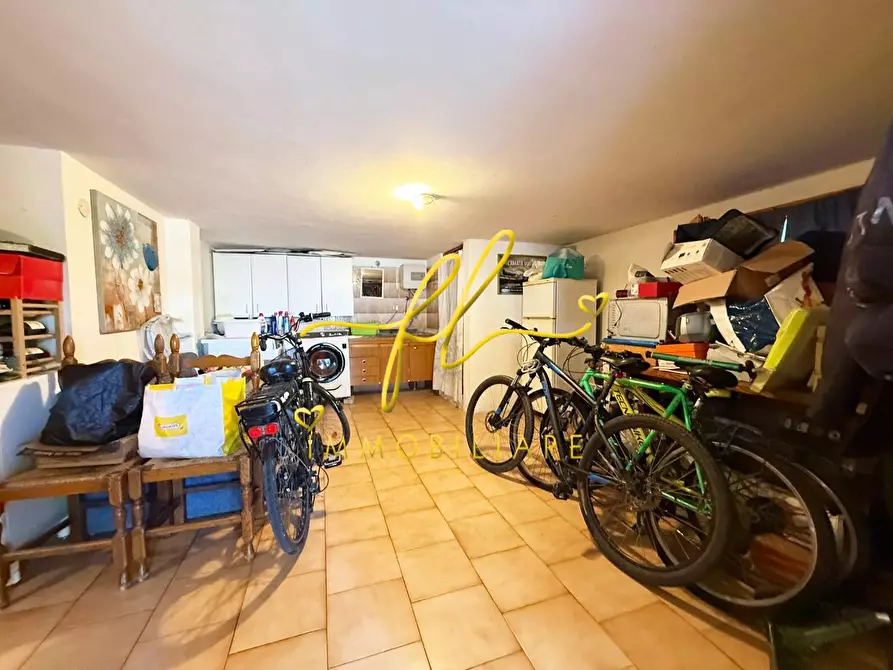 Immagine 51 di Appartamento in vendita  a Cecina