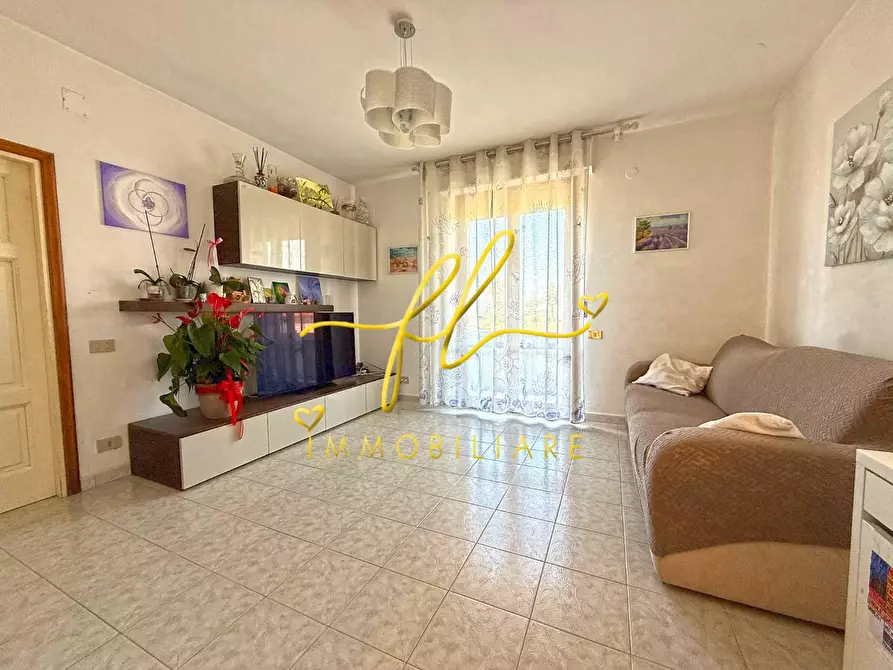 Immagine 25 di Appartamento in vendita  a Cecina