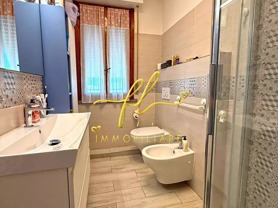 Immagine 46 di Appartamento in vendita  a Cecina