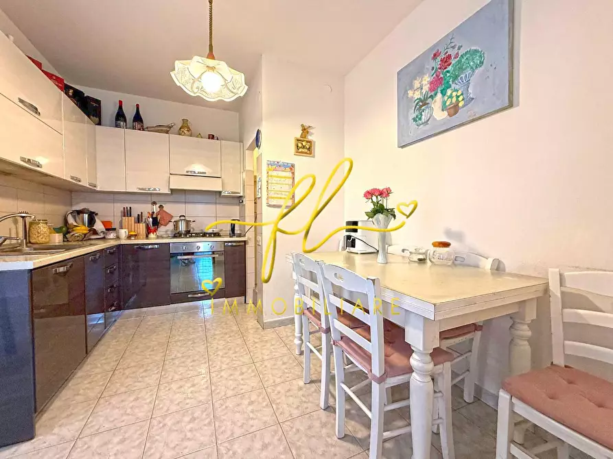 Immagine 26 di Appartamento in vendita  a Cecina